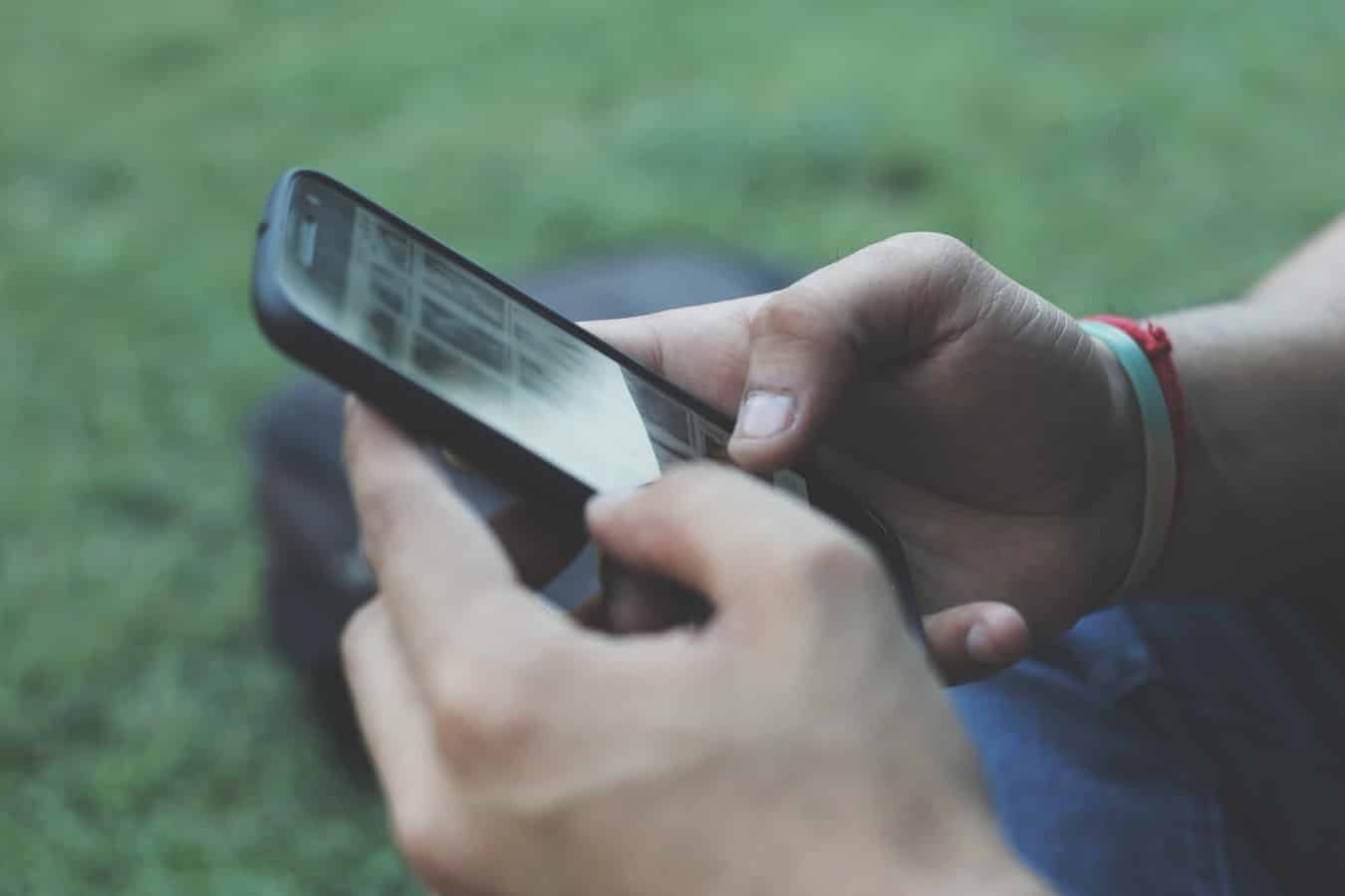 17 Best Selling Apps to Sell Stuff Locally (And Online) in 2023