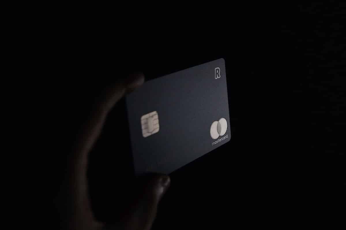 revolut card which is a metal credit cards with no annual fees